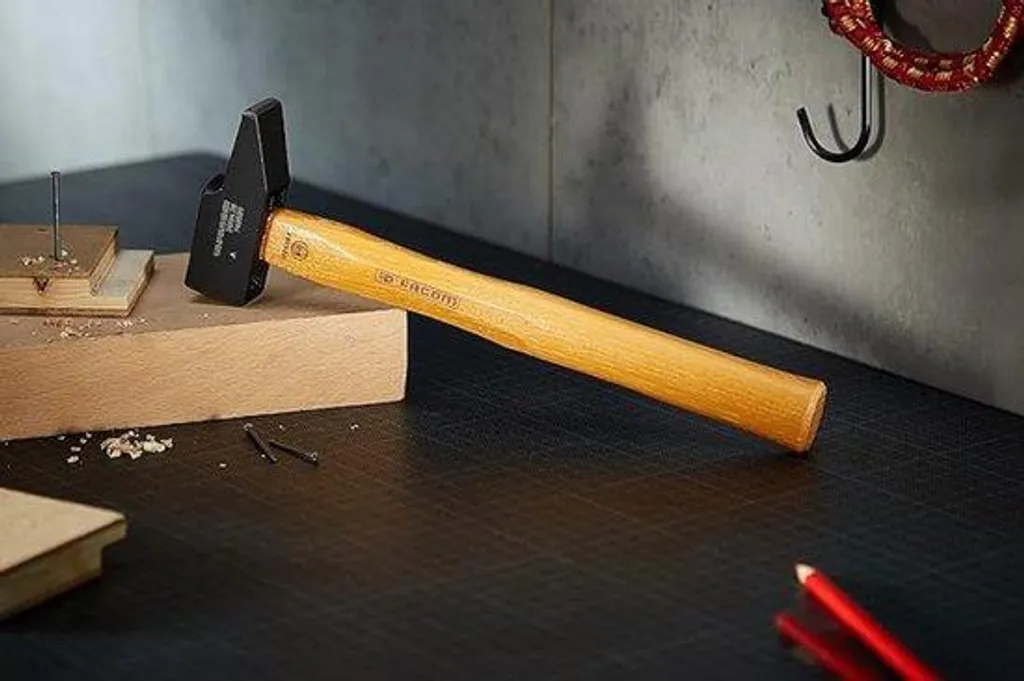 Marteau de serrurier 380 g avec manche haute résistance - 200H.28