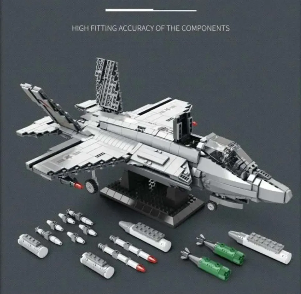 F-35 B Lockheed Martin technique Reobrix 1600 pièces avec train mobile - 4
