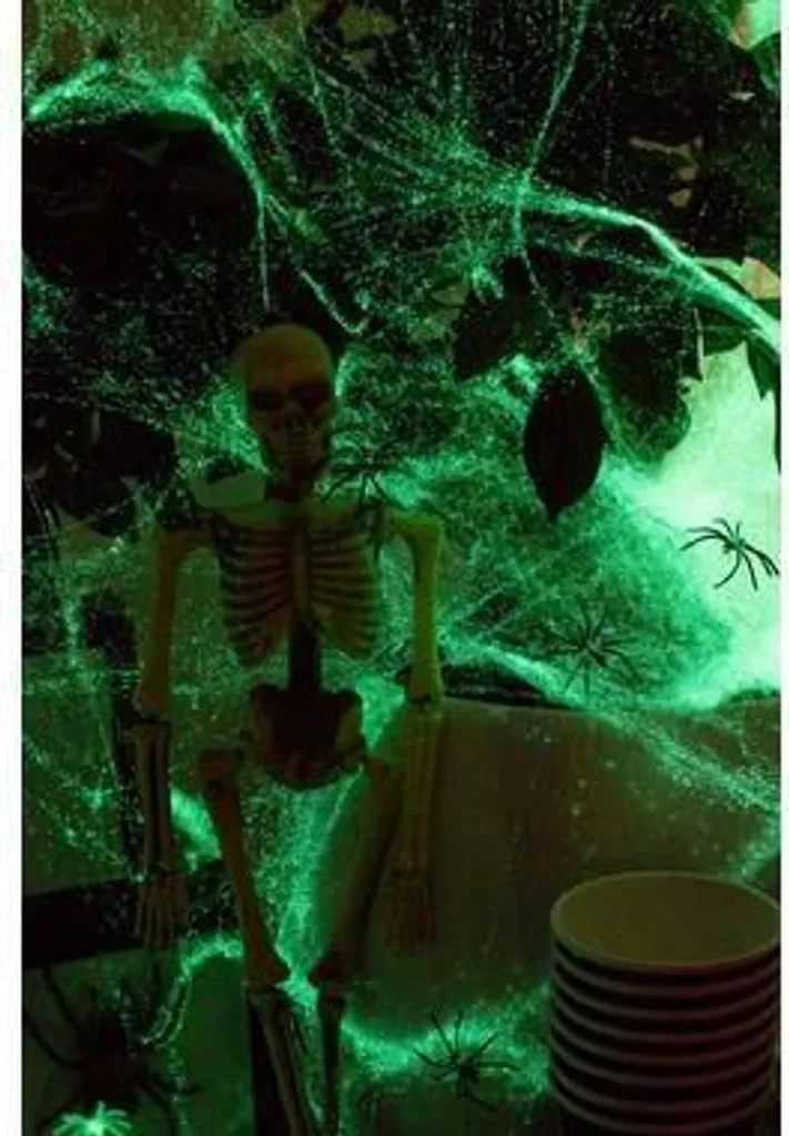 Toile d'araignée lumineuse 100g Halloween pour déco salle et maison