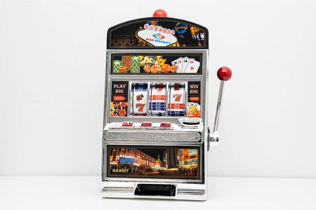 Mad Monkey - Slot Machine XL - Spielautomat mit Spardose Produktbild 