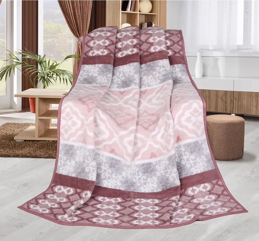 Coperta Karmela 150x200: Il Must-Have Fantasia per il Tuo Letto