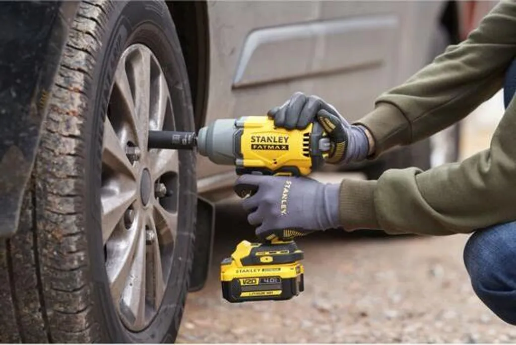 Clé à Chocs Stanley V20 Idéale pour Changement de Roues et Chantier - 7