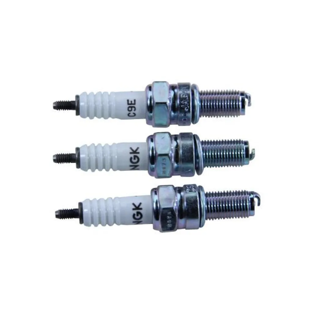 Offerta 3x Candele NGK 7499 C9E - Ricambio Originale Alta Qualità