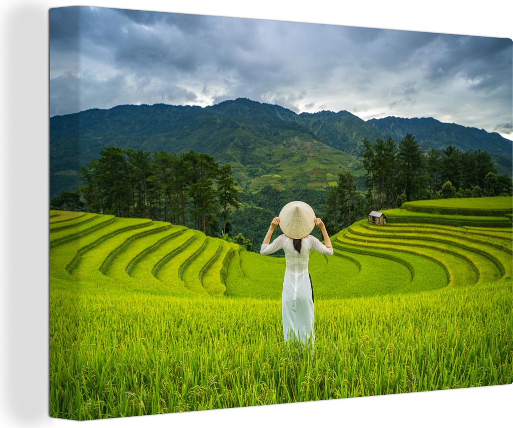OneMillionCanvasses - Leinwandbilder - 140x90 cm, Frau in den Reisfeldern von Mù Cang Chải, Wandbilder Kunstdruck Wanddekoration