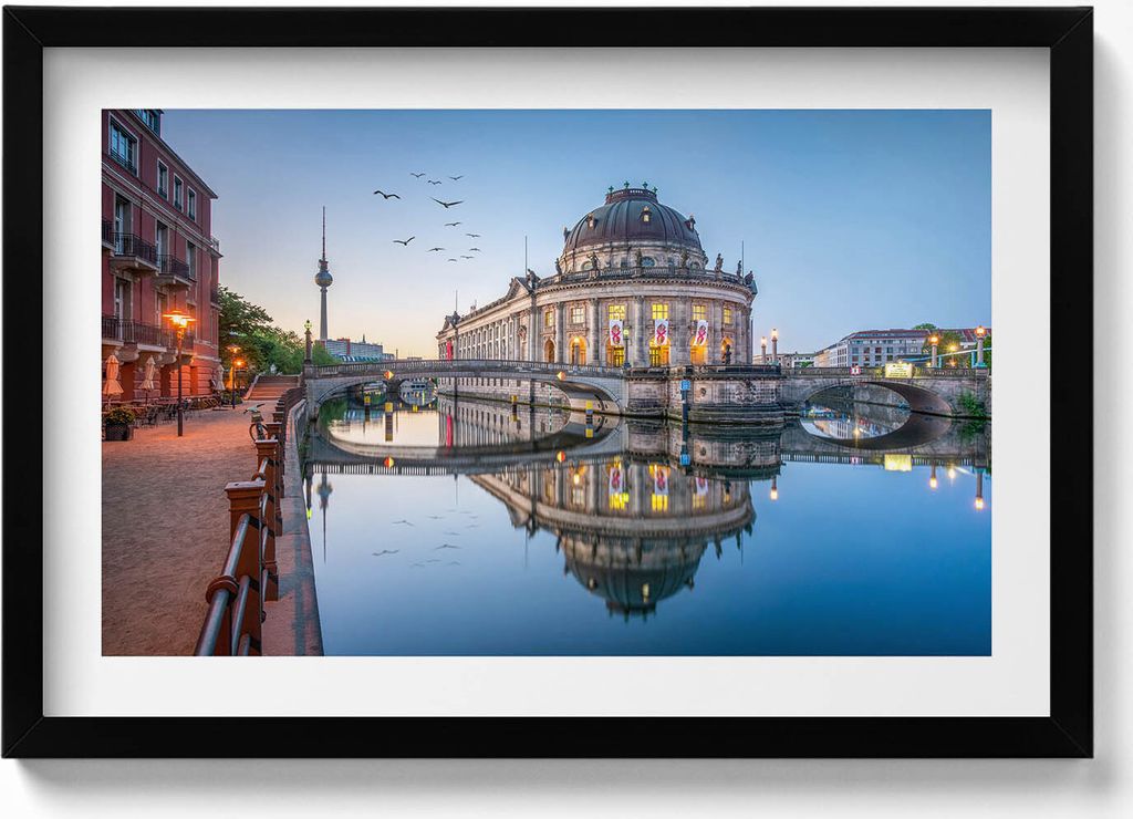 Bode-Museum in Berlin– Wandbild mit Rahmen – Gerahmtes Bild – Wanddekoration – 60x40 cm – Schwarz Rahmen