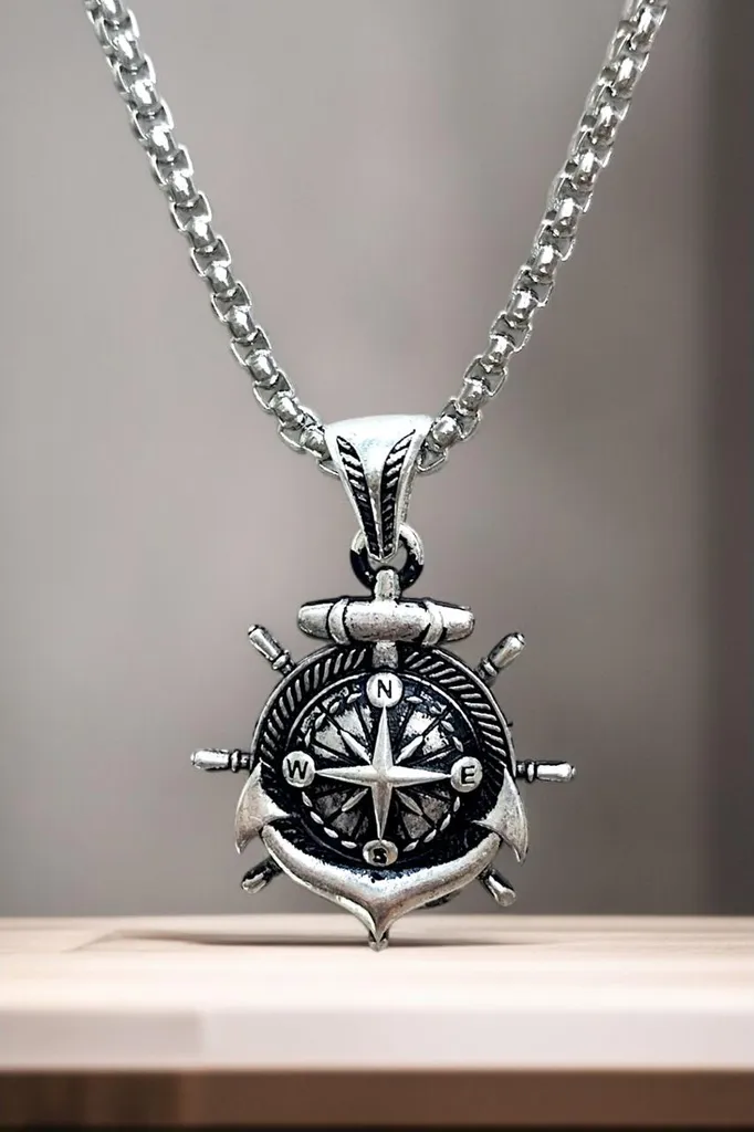 Collier homme boussole pour voyageur, accessoire maritime cadeau idéal