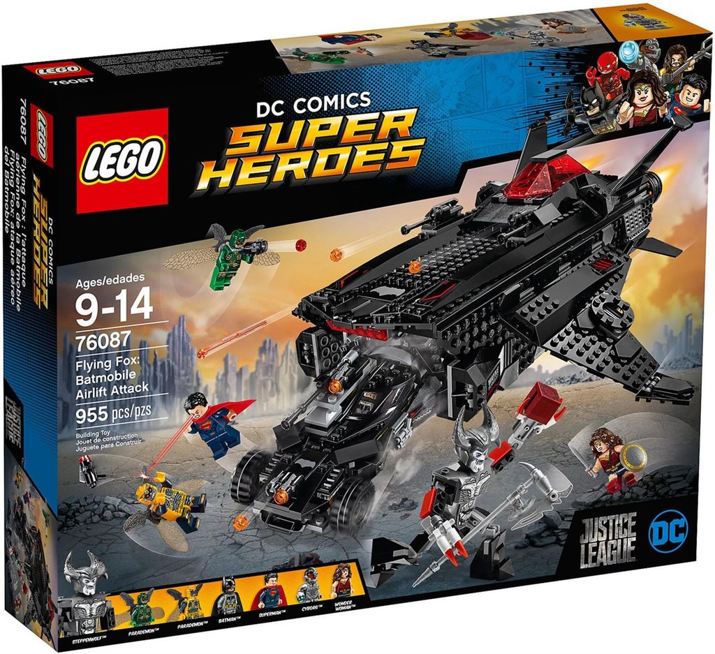 Attacco in aria della Batmobile dei supereroi Immagine del prodotto 