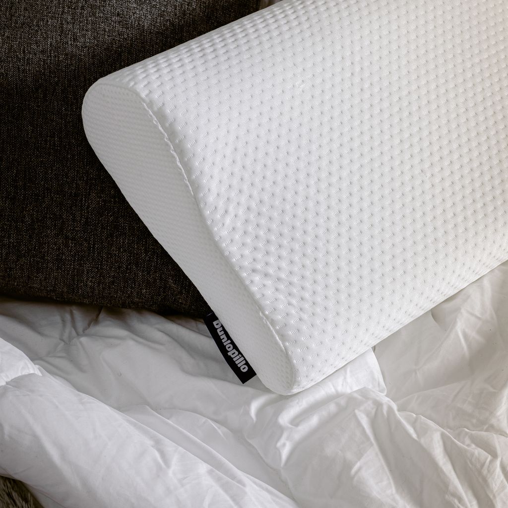 Dunlopillo Nackenstützkissen 30x50 cm | Ergonomisches Produktbild 1