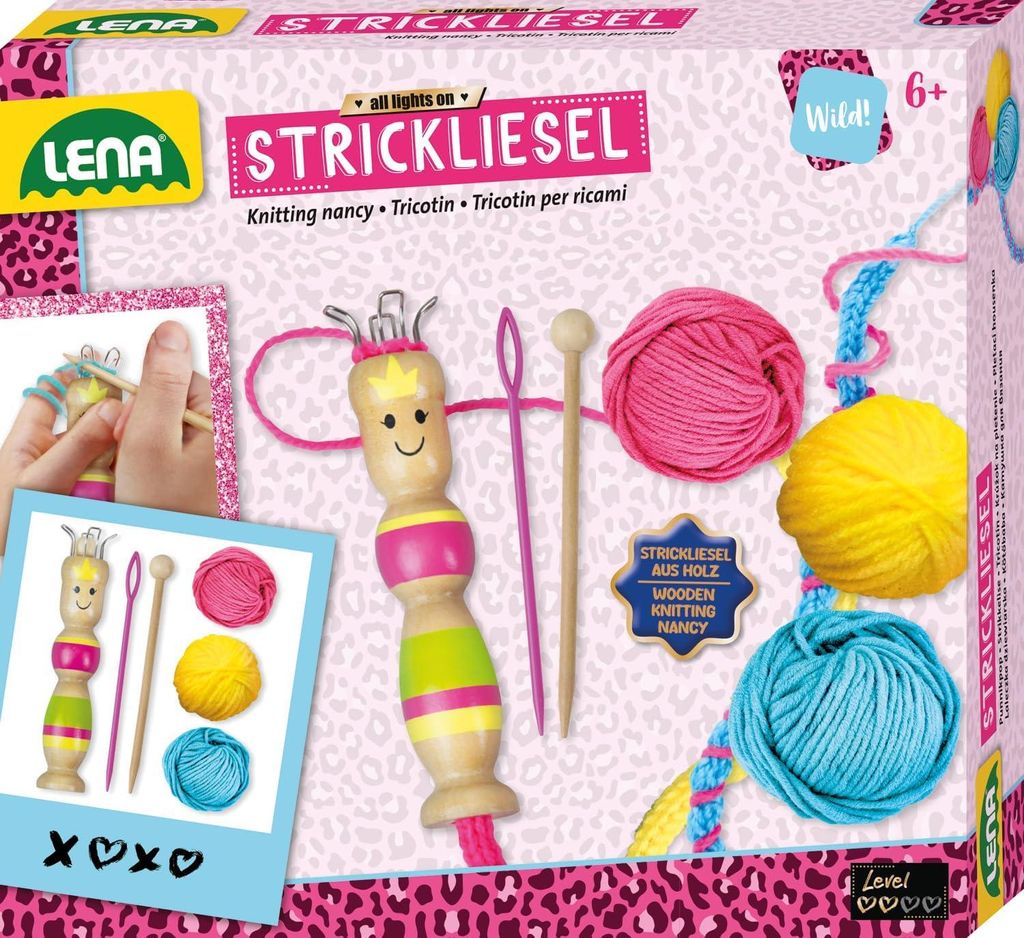 Lena pletoucí panenka s přízí a jehlicí Obrázek produktu 