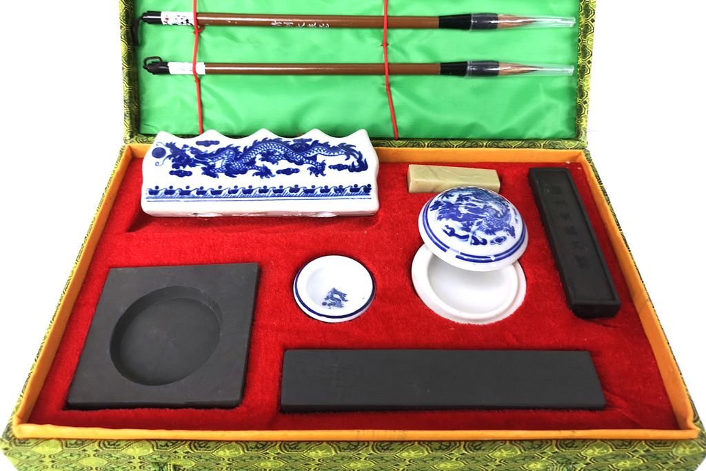 Chinesische Kalligraphie Set 13 teilige inklusive Box grün Produktbild 