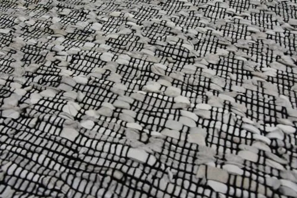 Tapis Minot Argent 160x230 cm - Anti-taches et Facile à Nettoyer