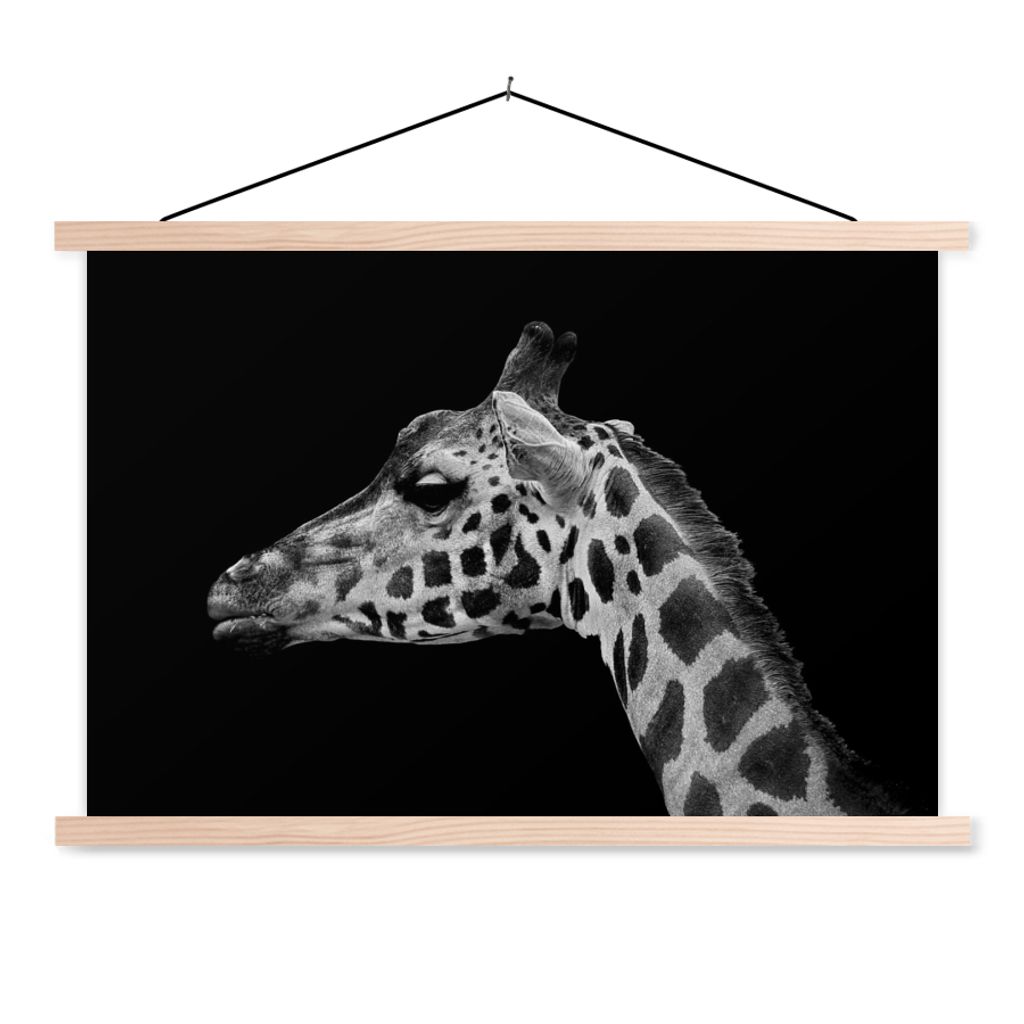 MuchoWow Textilposter Tiere - Giraffe - Schwarz - Weiß 120x80 cm mit holzfarbenen Rahmen - Aufhängeset