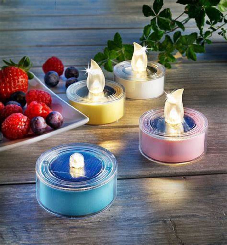 Maxi-LED-Teelichter mit Solar, 4er-Set