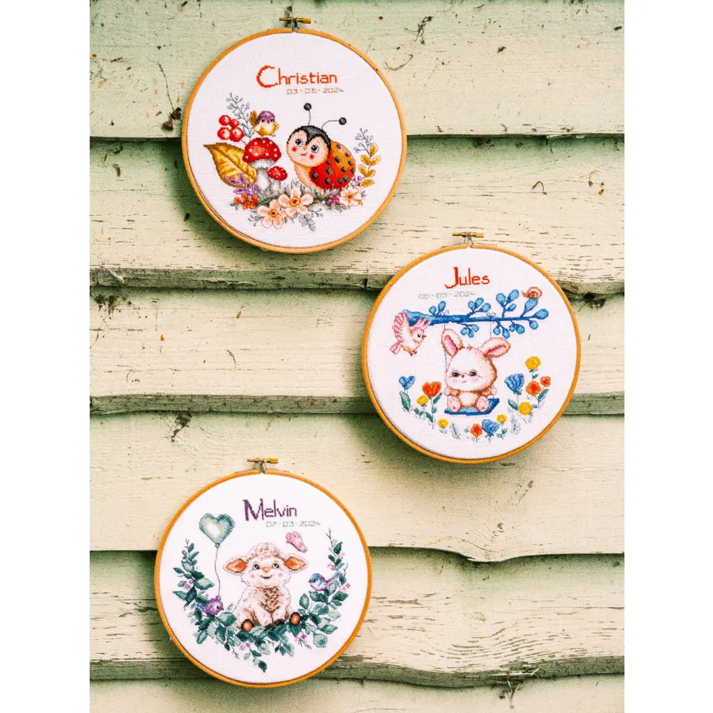 Tableau à broder point de croix compté Lapin sur balançoire Ø 20 cm