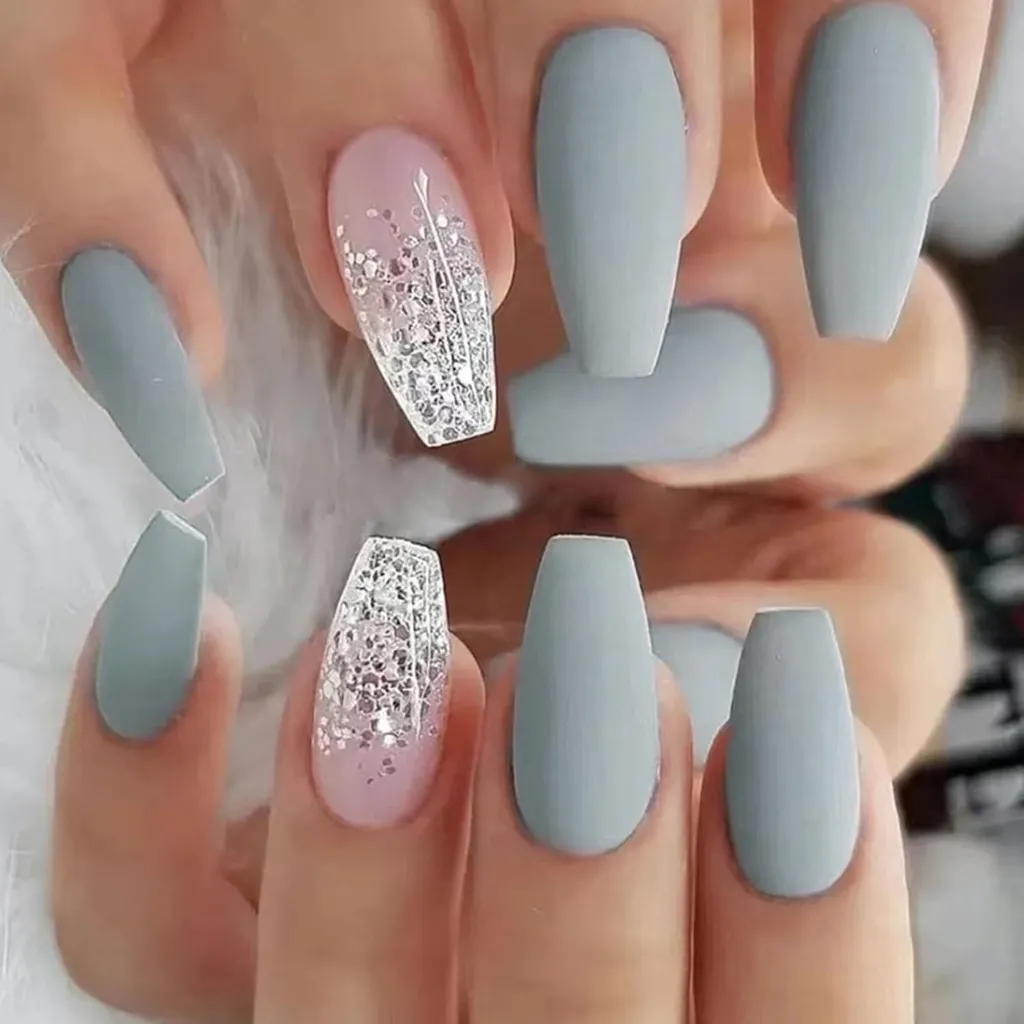 Unghie Ceboic Coffin Grey Blue: Stile French per Manicure Glamour