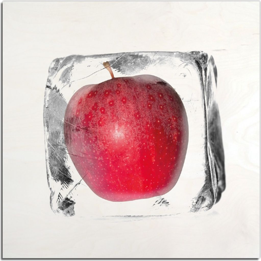 Kunstdrucke Wandbilder Holz in : Brillante Farben, Größe 50 x 50 cm Motiv Roter Apfel in Eiswürfel - Eiskaltes Obst
