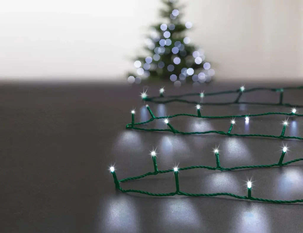 Chaîne lumineuse 320 LED anti-nœud et économique pour Noël extérieur