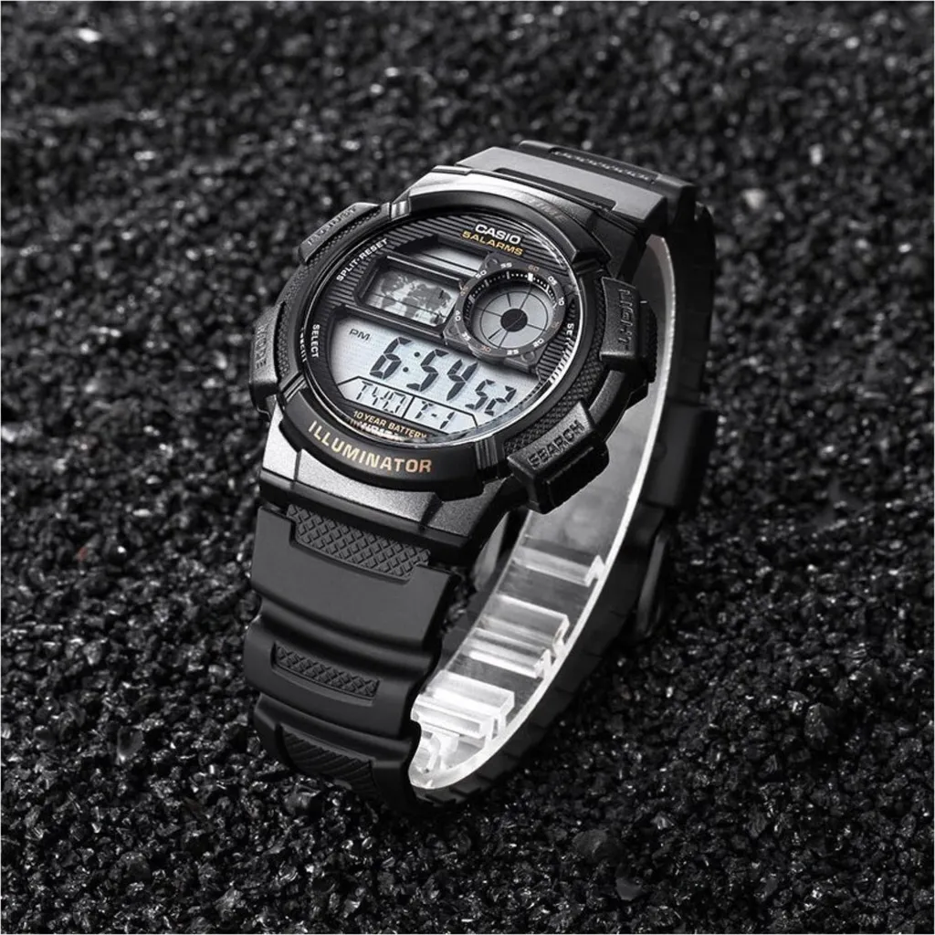 Regala un Casio Illuminatore: 10 Anni di Puntualità e Affidabilità - 6