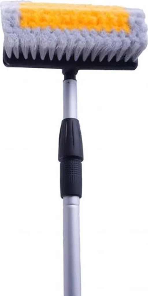 Nettoyez vos vitres en hauteur sans échelle avec cette perche à eau