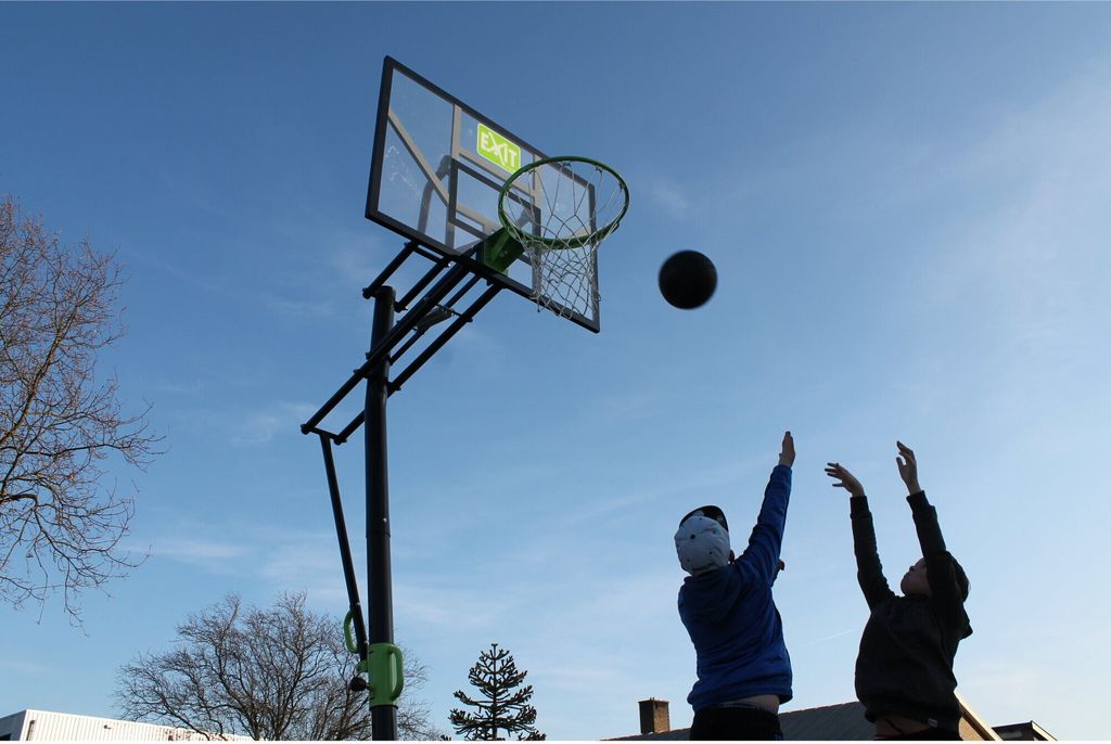 EXIT Galaxy versetzbarer Basketballkorb auf Rädern - Produktbild 9