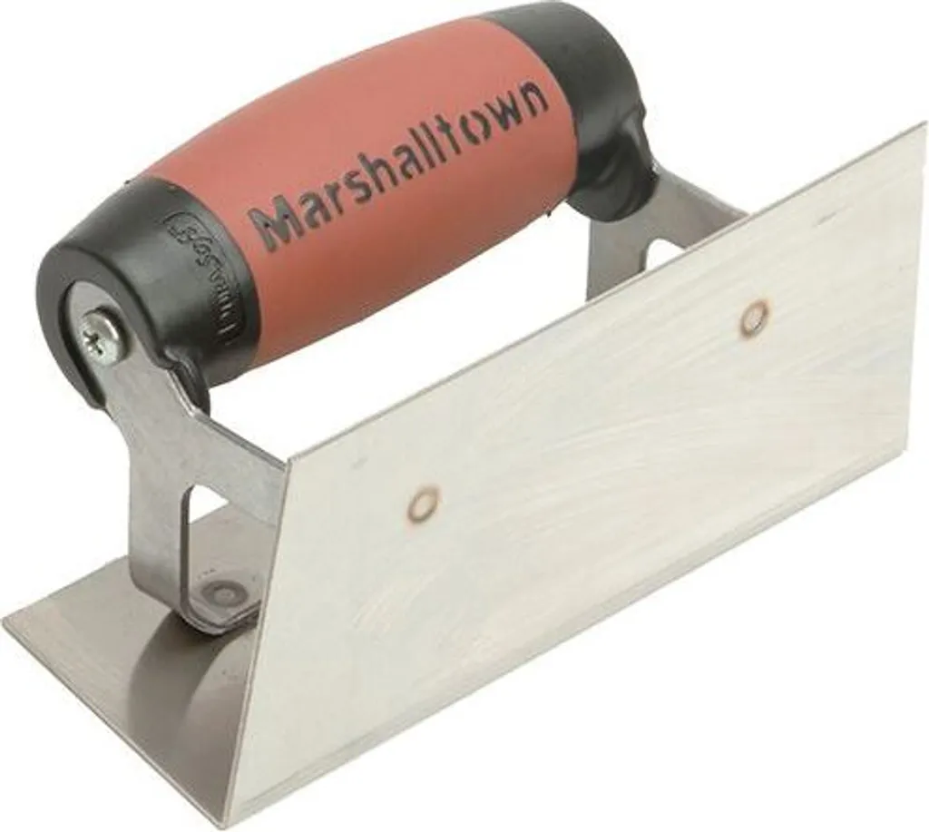 Finir les angles sans traces avec la truelle inox Marshalltown 65SSD