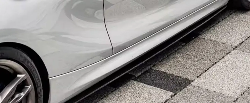 Lames d'extension latérales Rokken BMW Série 1 et 2 Noir Brillant E82