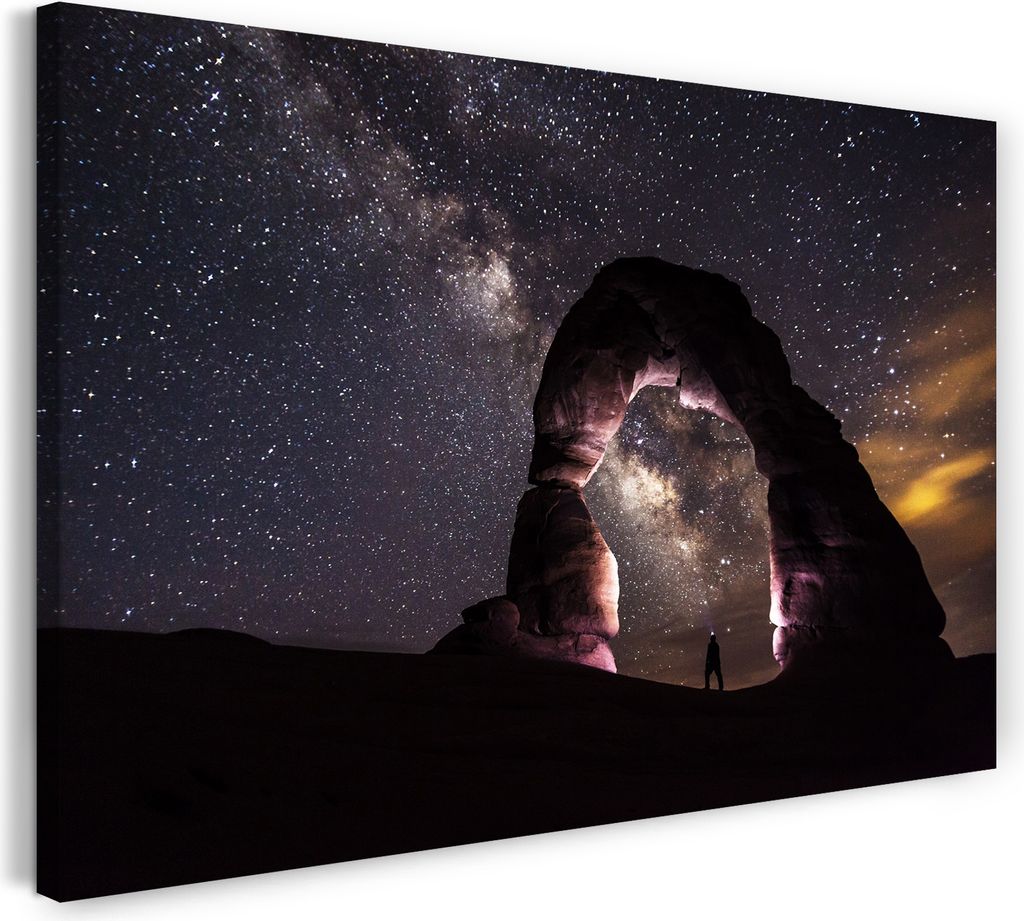 Leinwandbild (80x60cm): Man unter Felsen blickt in den Himmel ins Universum, echter Holz-Keilrahmen inkl. Aufhänger, handgefertigt in Deutschland