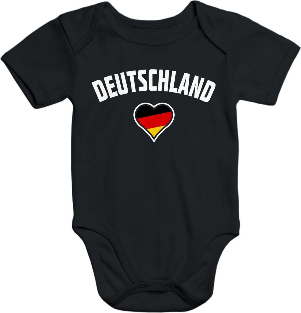 cooler Baby Body WM Fußball Weltmeisterschaft 2018 World Cup Deutschland Herz Flagge Moonworks schwarz 12-18 Monate