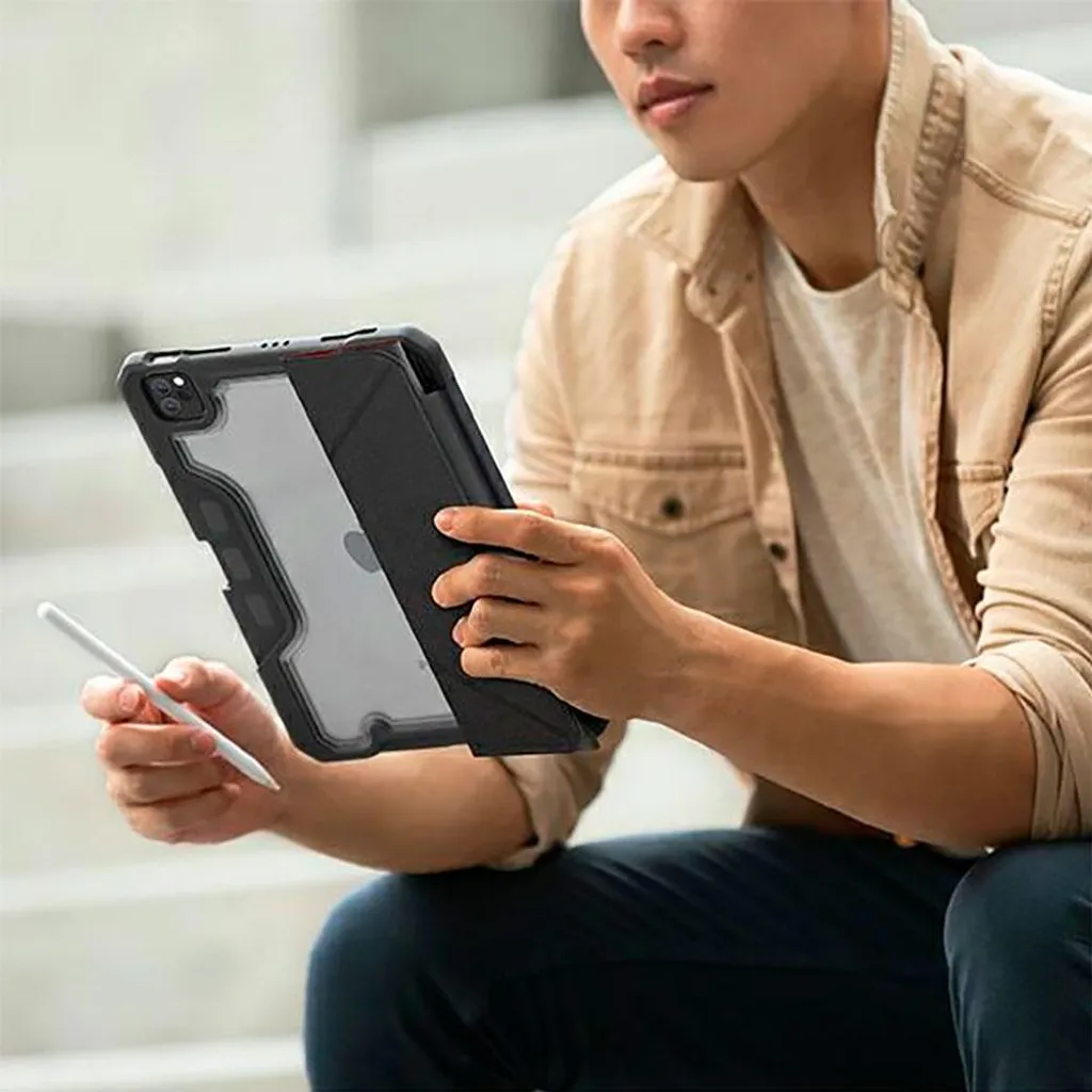 Custodia Uniq Trexa iPad Air 10.9 Rossa: Stile e Igiene Antimicrobica - 5