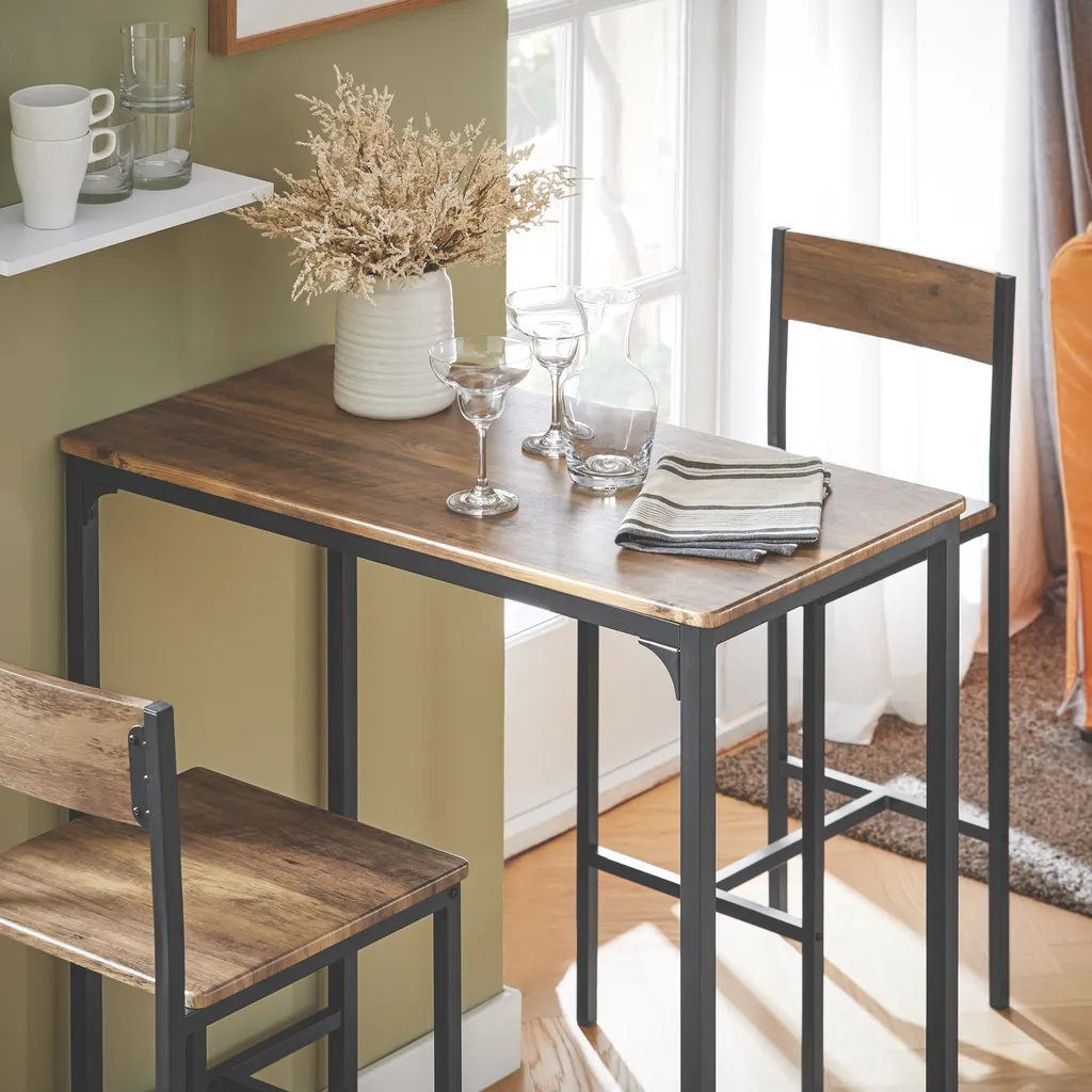 Petite table de salle à manger compacte pour optimiser vos espaces étroits