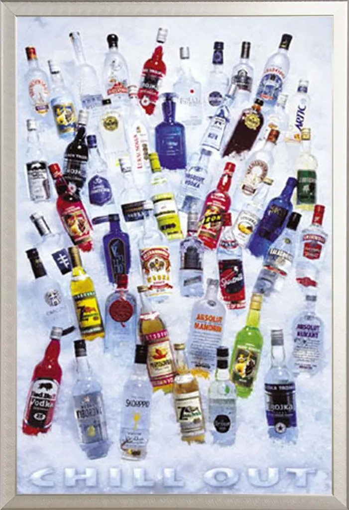 Cadre interchangeable argenté avec poster Vodka pour déco salon lounge