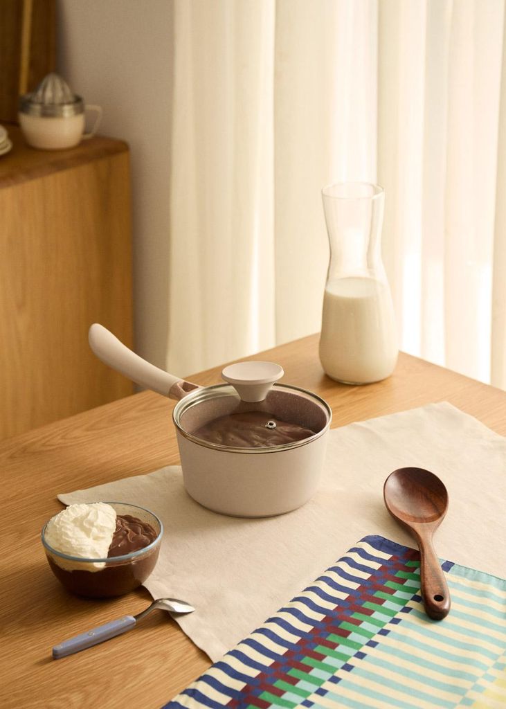 SAUCEPAN STUDIO - Kochtopf aus Gussaluminium mit Keramikbeschichtung