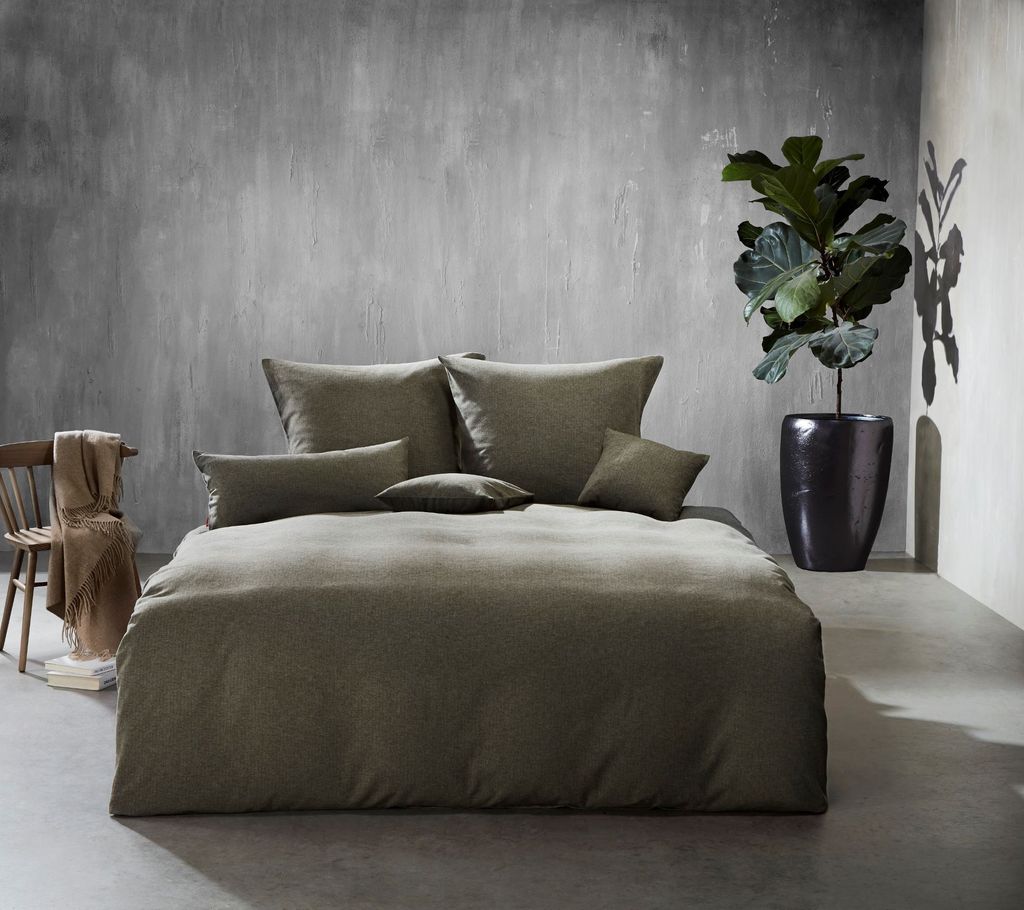 Fleuresse Lech Edelflanell Bettwäsche 200x220 Fischgrät uni oliv grün 603089-05
