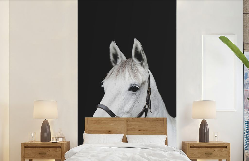 MuchoWow Fototapete für Wohnzimmer oder Schlafzimmer Wandtapete Vinyl Motivtapete Pferd - Halfter - Weiß - 120x240 cm - Hintergrundbild
