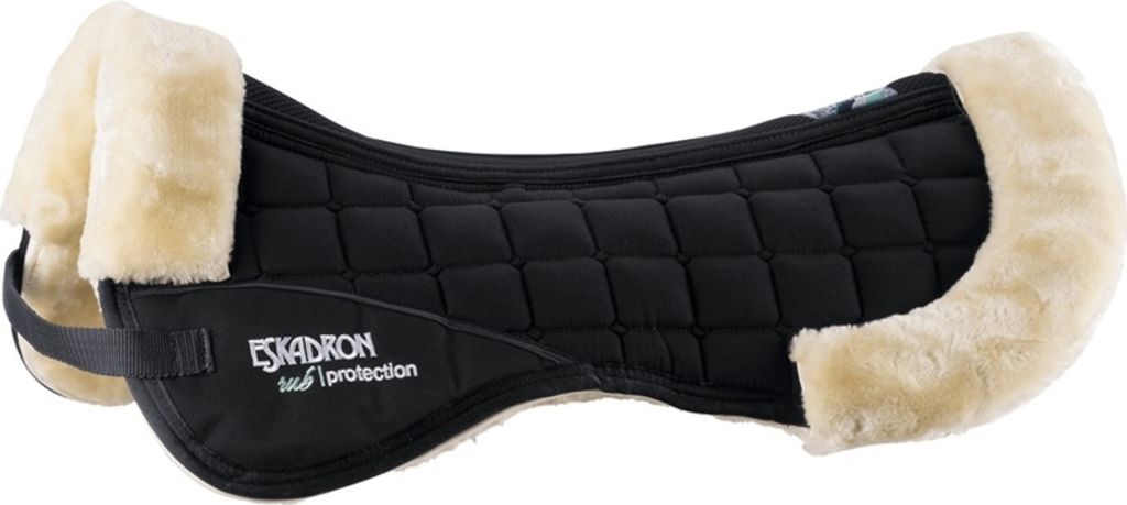 Eskadron Sattelpad FauxFur Basic 290 black