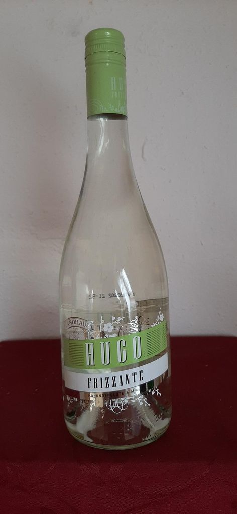 Hugo Frizzante 0,75 l  Aromatisierter weinhaltiger  Produktbild 