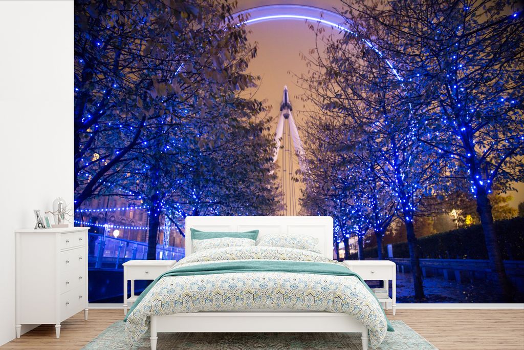 MuchoWow Fototapete für Wohnzimmer oder Schlafzimmer Wandtapete Vinyl Motivtapete Das bunte London Eye zwischen den Bäumen in London - 390x260 ...