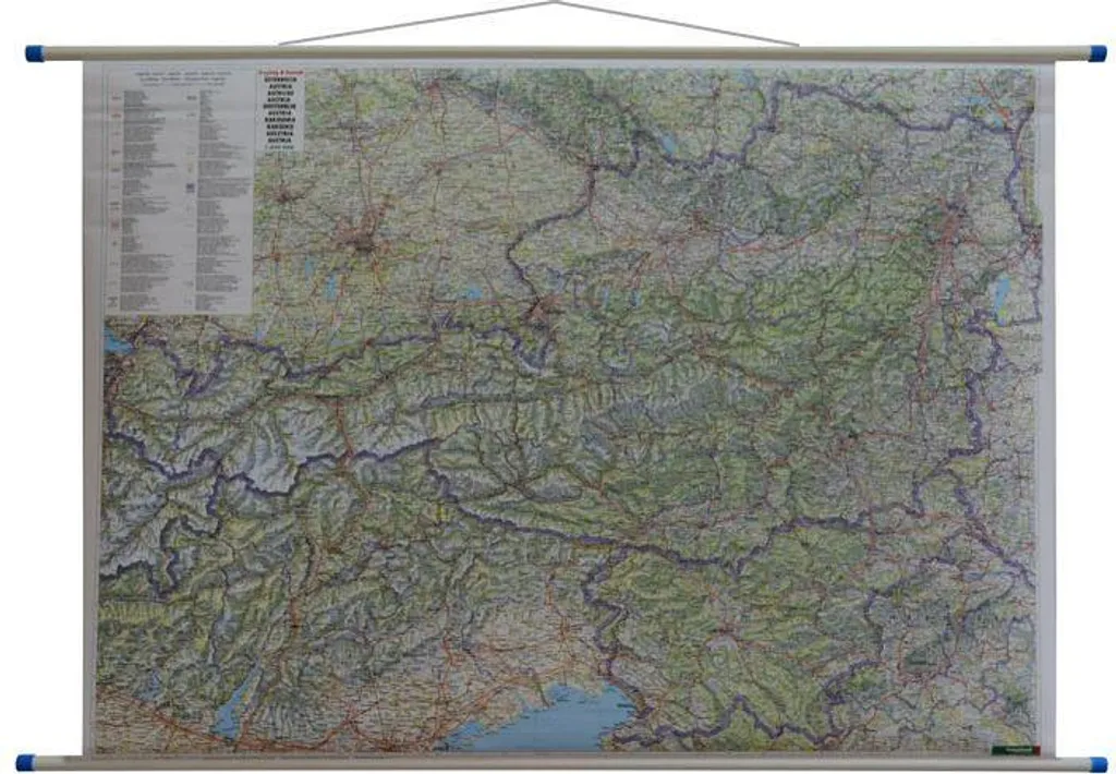 Planifier vos trajets avec la carte murale routière de l'Autriche 1/500 000