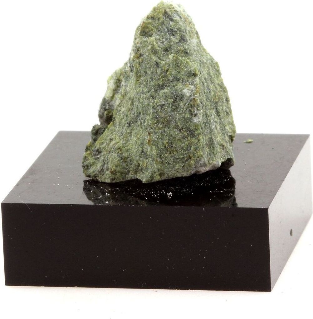 Epidotmarmor 30,4 Karat