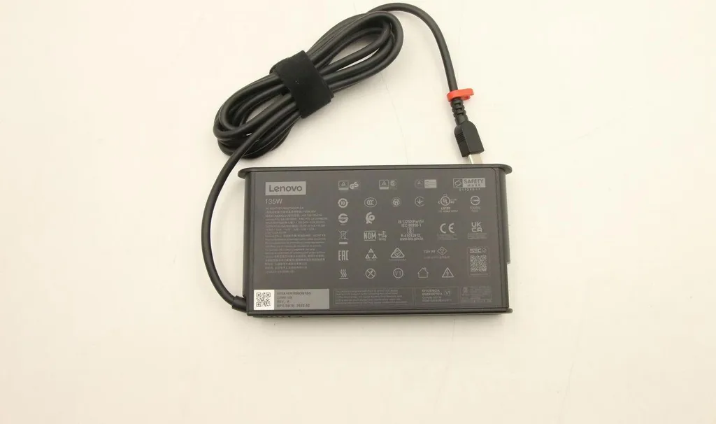 Lenovo 5A10W86296 Adaptateur secteur 135W PD Multi-tension USB-C Noir