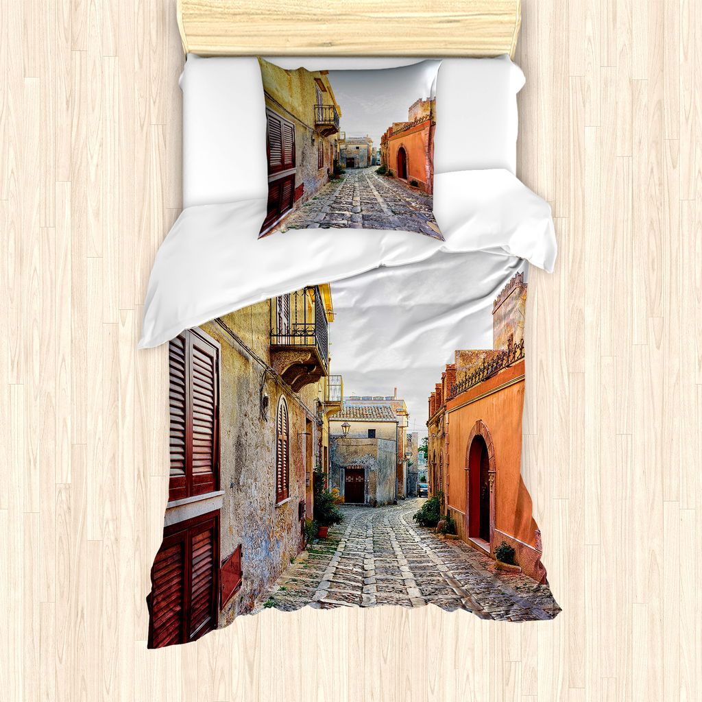 ABAKUHAUS Sizilien Bettbezug Set für Einzelbetten, Enge Straße Erice, Milbensicher Allergiker geeignet mit Kissenbezug, 135 cm x 200 cm - 80 x 80...
