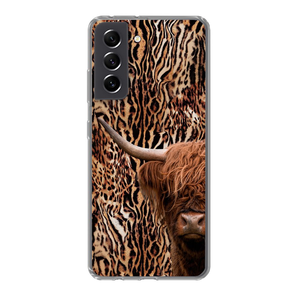 MuchoWow Handyhülle Schutzhülle Hülle für Samsung Galaxy S21 FE Schottischer Highlander - Kuh - Pantherdruck Silikon Softcase Handy Hülle - ...