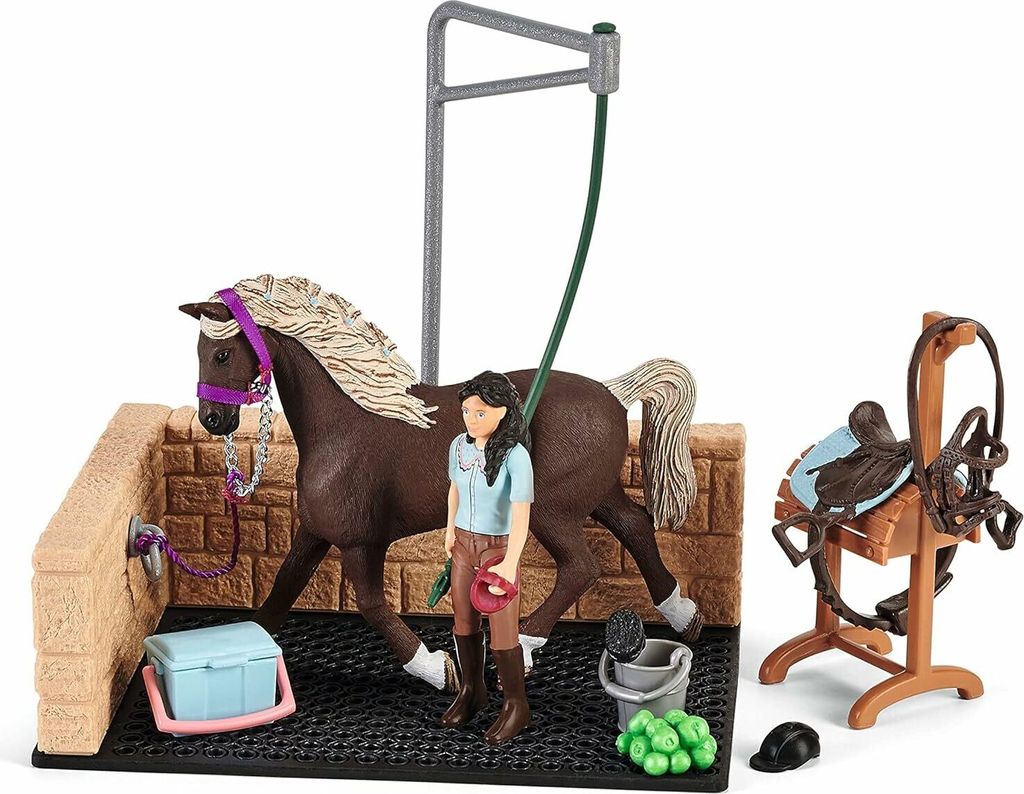 Schleich Horse Club 42438 Waschplatz mit Emily & Luna Spielfiguren-Set