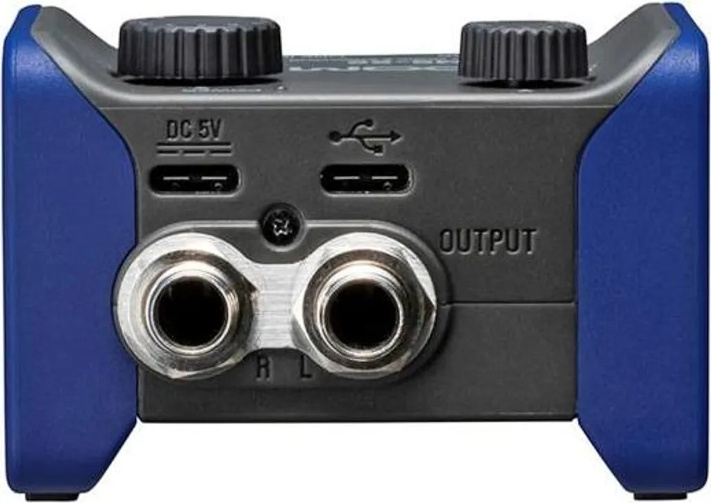 Zoom AMS-22 Interface Audio USB-C 2 In 2 Out avec casque de studio