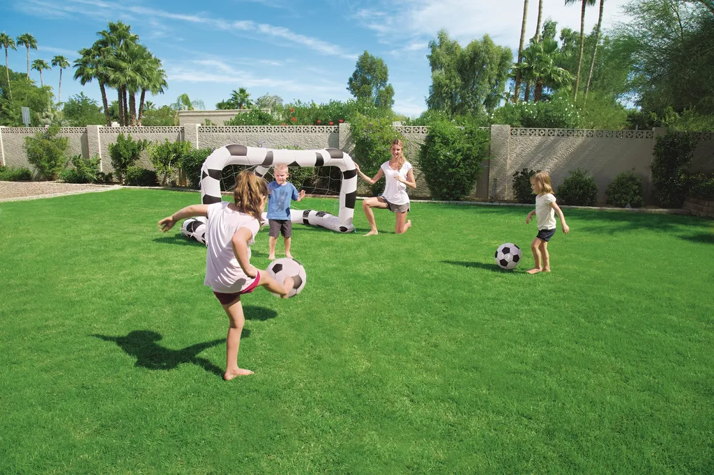 But de football gonflable Bestway 52058 avec 2 ballons pour enfants - 9
