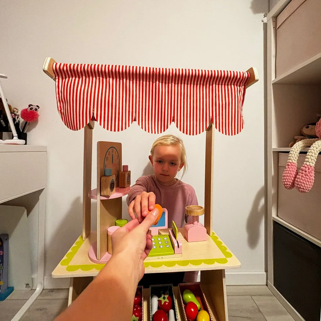 Jouet marchand bois stable et complet avec 25 accessoires pour enfant - 3