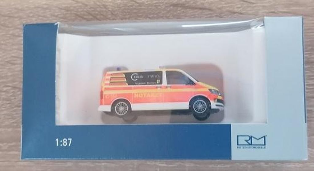 Rietze 53833 - 1/87 Volkswagen T6 Notarzt FW Dülmen - Neu Produktbild 