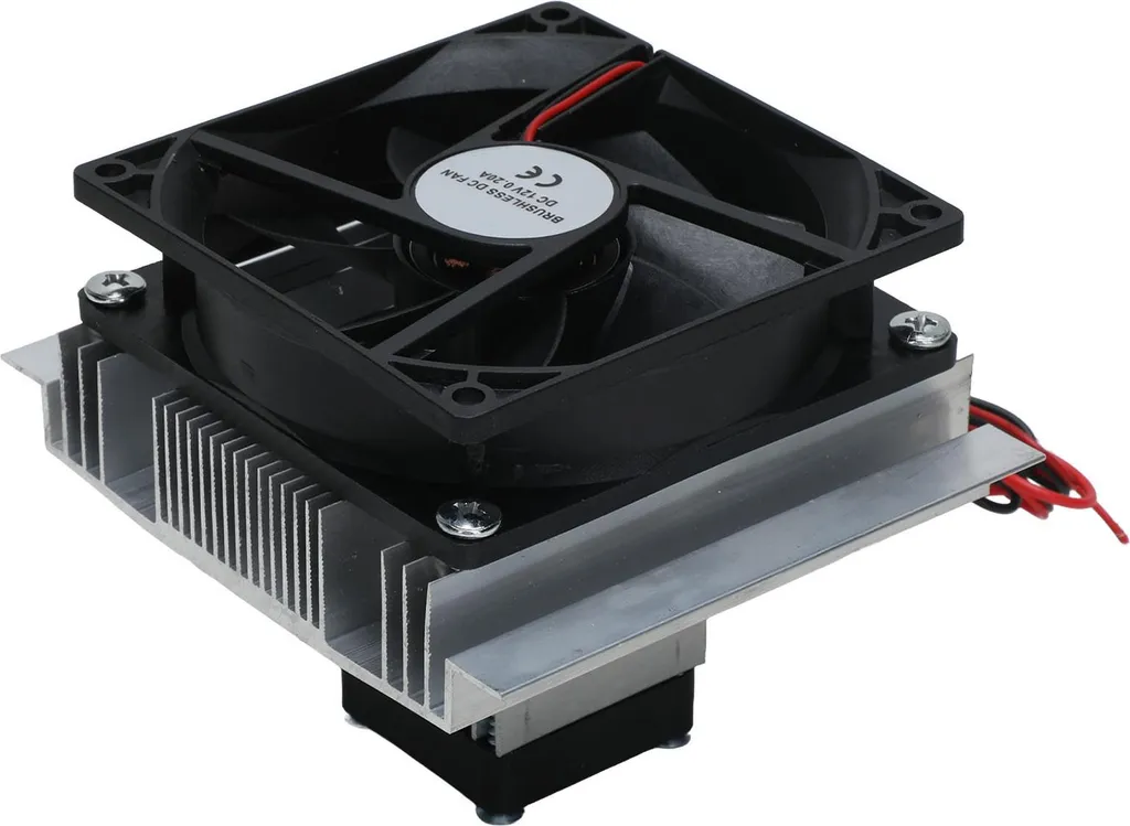Solution de refroidissement Peltier 12V contre la surchauffe de projet