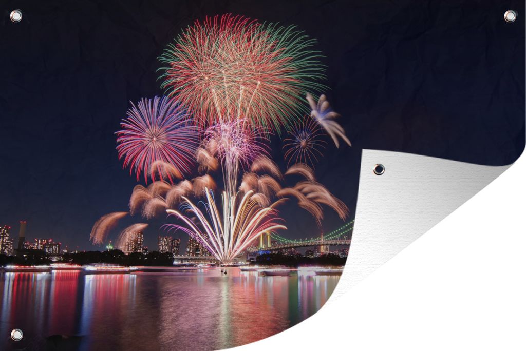 MuchoWow 60x40 cm Outdoor-Poster Gartendeko Sichtschutz Garten Poster für den Garten Feuerwerk spiegelt sich in der Silvesternacht im Wasser