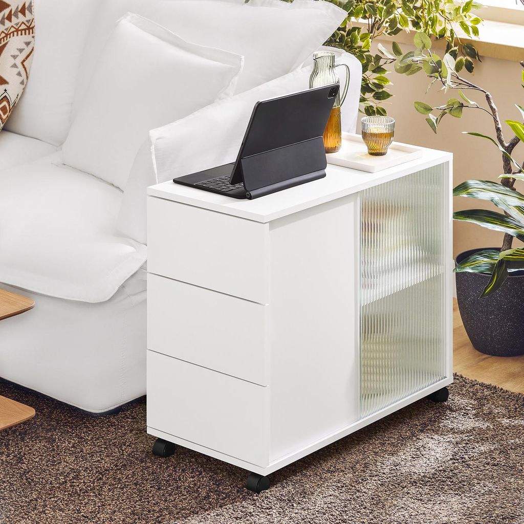 SoBuy Couchtisch FBT141-W von vorne im skandinavischen Ambiente